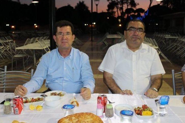 Kaymakam Okur Şehit Ve Gazi Ailelerini İftarda Buluşturdu G1