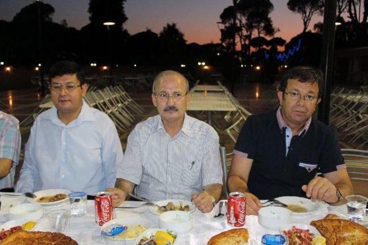 Kaymakam Okur Şehit Ve Gazi Ailelerini İftarda Buluşturdu G2