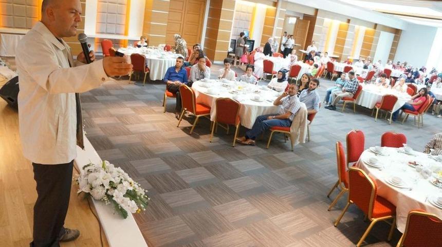 Afrika'ya Giden T&uuml;rk Doktorlar Renk K&ouml;r&uuml;