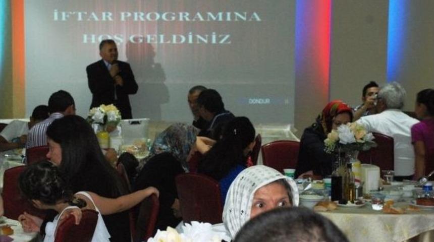 B&uuml;y&uuml;kkılı&ccedil; Muhtarlarla İftarda Buluştu