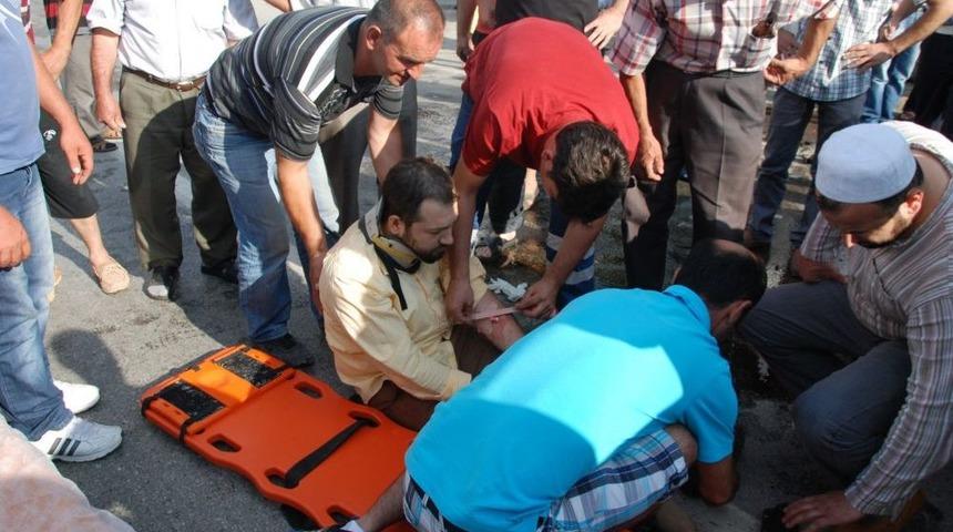 Sapanca'da Trafik Kazası: 3 Yaralı