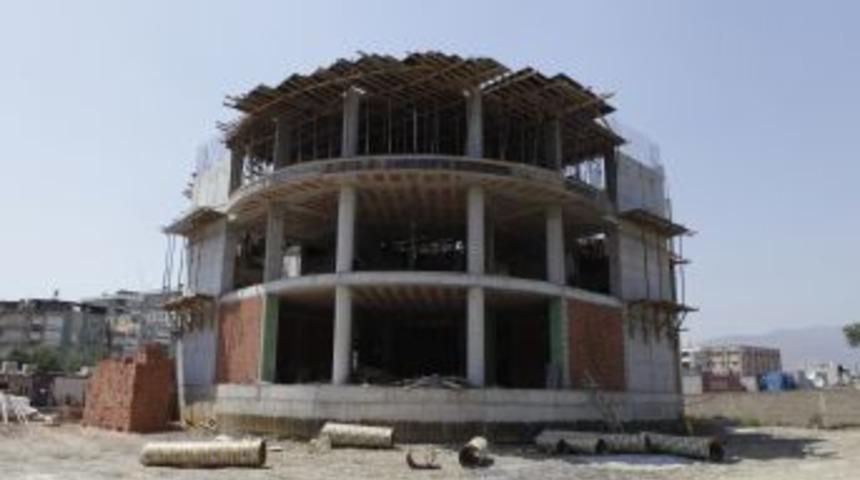 Altındağ Atat&uuml;rk K&uuml;lt&uuml;r Merkezi&rsquo;ndeki Inşaat Tam Hız Devam Ediyor