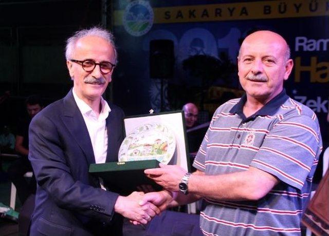 Sami Savni Özer Sakaryalılarla Buluştu