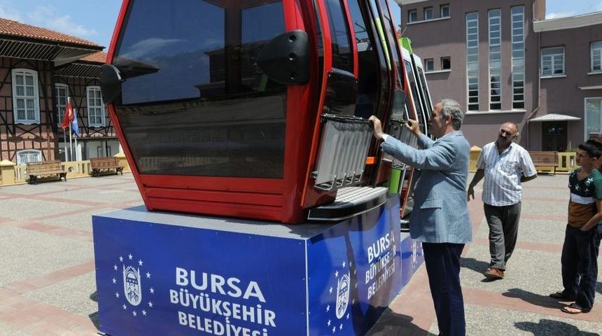 Teleferiğin Yeni Kabinleri Meydanda G&ouml;r&uuml;c&uuml;ye &Ccedil;ıktı