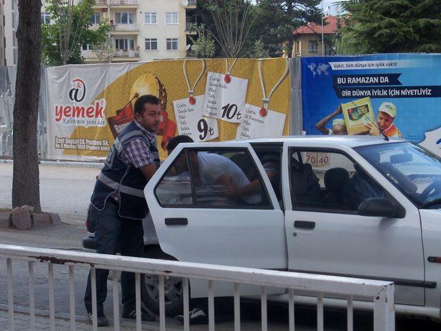 Hırsızlık Zanlısı Pazar Tezgahında Yakalandı 1