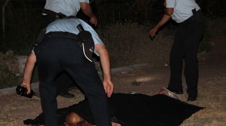 Kadirli'de Trafik Kazası: 1 &Ouml;l&uuml;