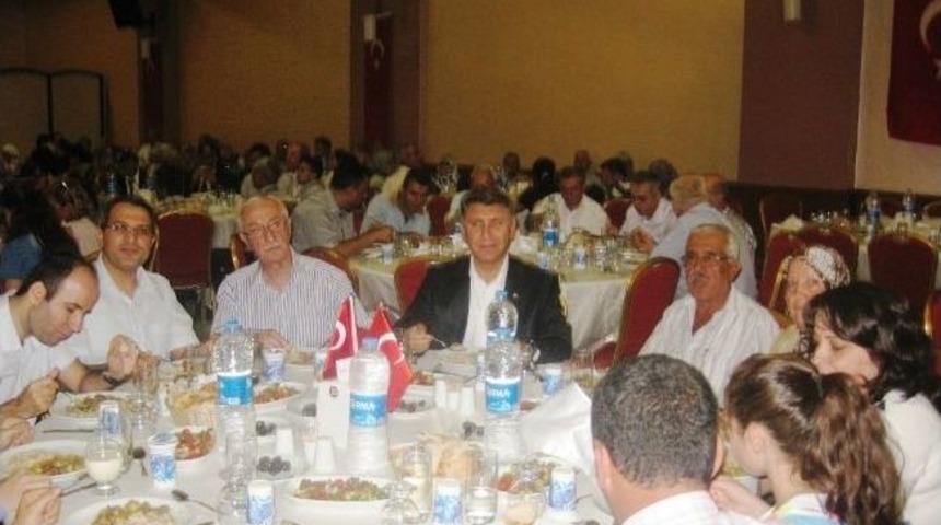 &Ouml;demişli Şehit Yakınları Ve Gaziler İftarda Biraraya Geldi