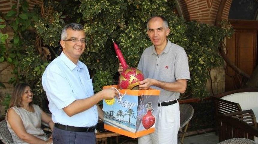 Fransız Başkonsolos Kuşadası&rsquo;na Veda Etti