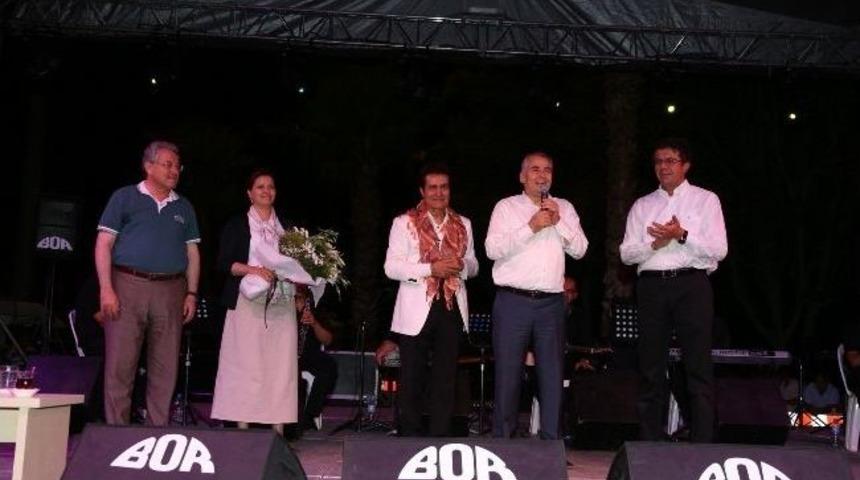 Denizli'de Zekai Tunca&rsquo;dan Ramazan Konseri