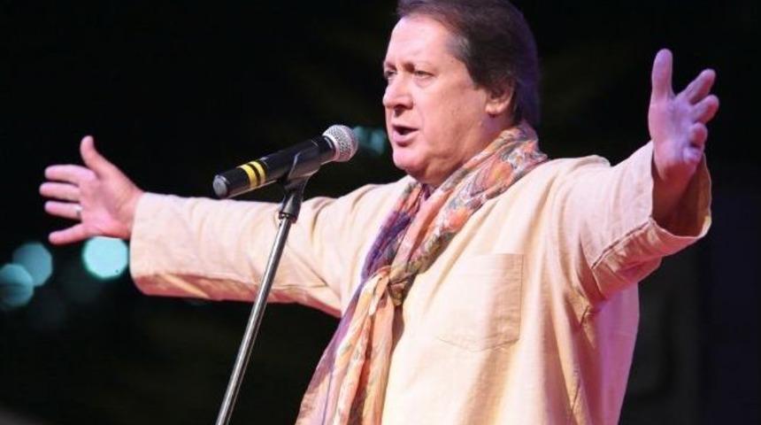 Başakşehir Belediyesi, Ramazan Etkinliklerinde &Uuml;nl&uuml; Simaları Ağırlamaya Devam Ediyor