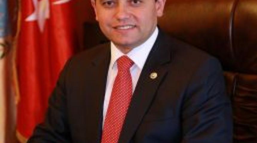 "Muhalefet Partileri, Yeni Anayasaya Fren Oluyor"