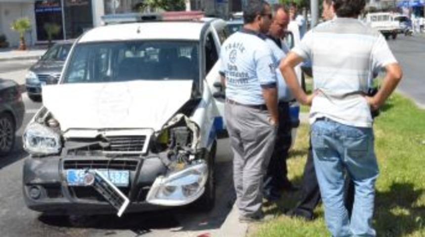 Trafik Kazasında İki Polis Yaralandı
