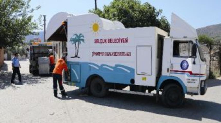 Sel&ccedil;uk'ta Hizmet Yarışı S&uuml;r&uuml;yor