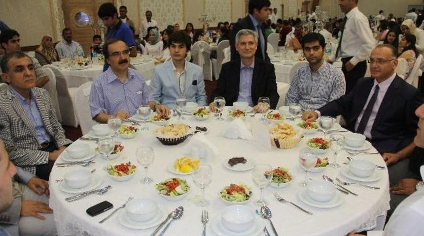 &Ccedil;ukurova &Uuml;niversitesi Gen&ccedil;lik Konseyinden İftar