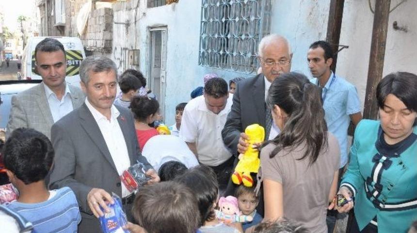 Milletvekili Erdoğan, Başkan Tahmazoğlu İle Kentsel D&ouml;n&uuml;ş&uuml;m Alanını Gezdi