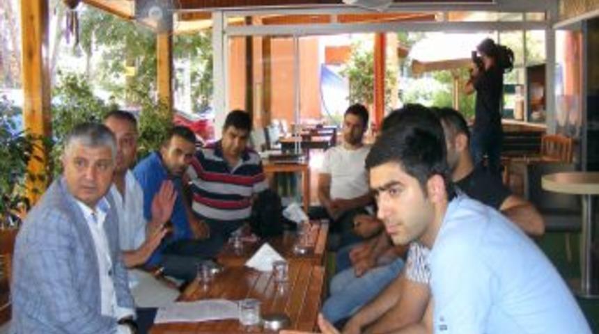 Milletvekili Yılmaz: M&uuml;şterilerine M&uuml;zik Dinleten Esnafa Verilen Ceza Şaka Gibi