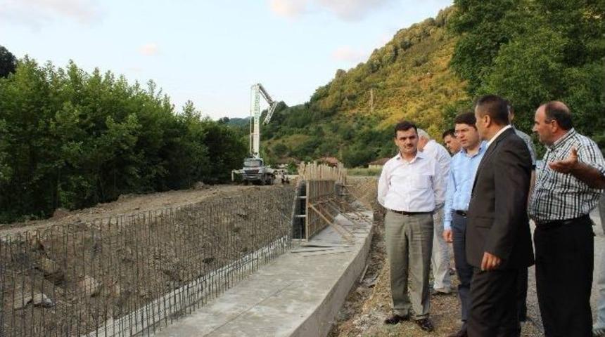 Milletvekili Tun&ccedil; Kozcağız-kumluca Yolu İnşaatında İncelemelerde Bulundu