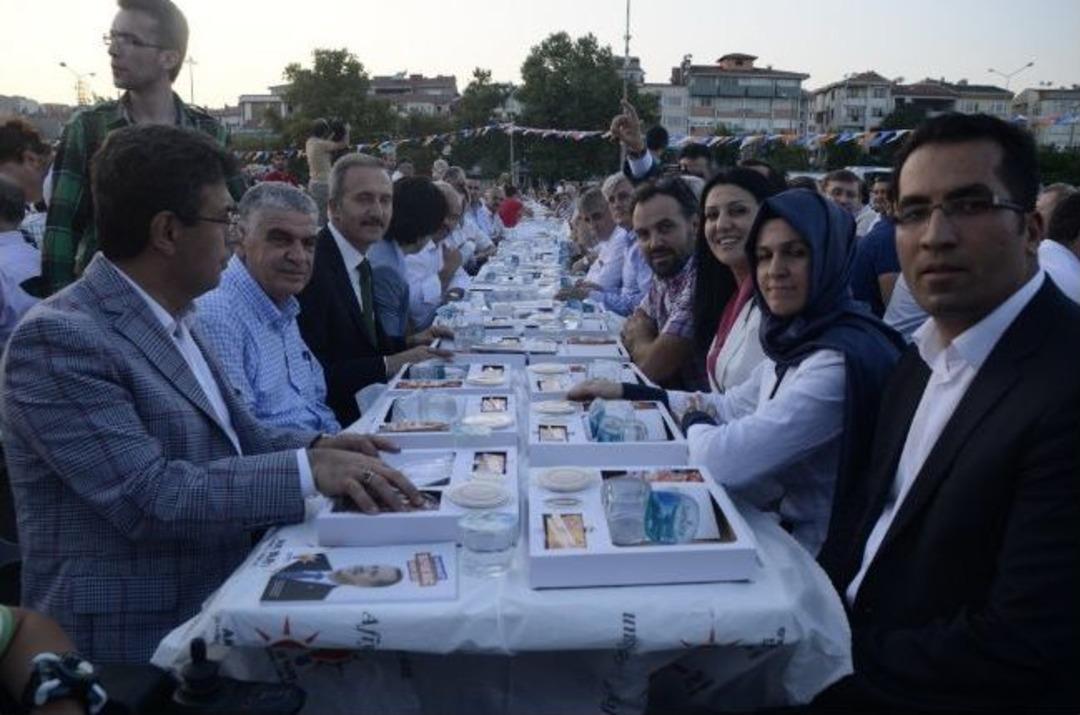 Ak Parti&rsquo;den Tekirdağ&rsquo;da 6 Bin Kişilik İftar