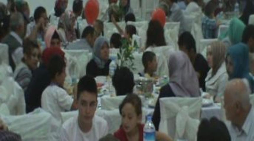 Vakıf&rsquo;tan Anlamlı İftar