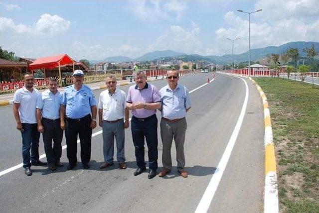 Çaycuma Belediyesi Yol Çizgi Çalışması Yaptı