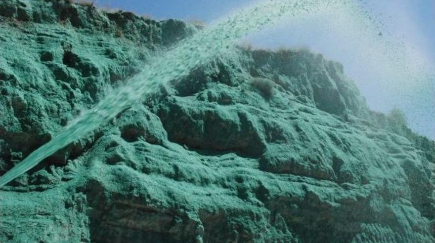 İstinat Duvarları Bitkilerle Kaplanıyor