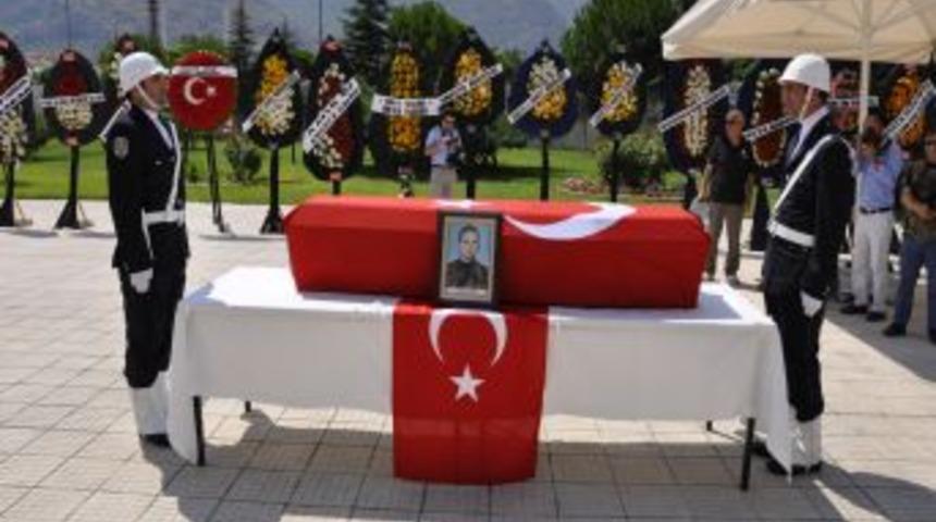 G&uuml;ler: Somali&rsquo;deki Saldırı, T&uuml;rkiye'nin K&uuml;resel G&uuml;&ccedil; Olmasını Istemeyenlerin Işi