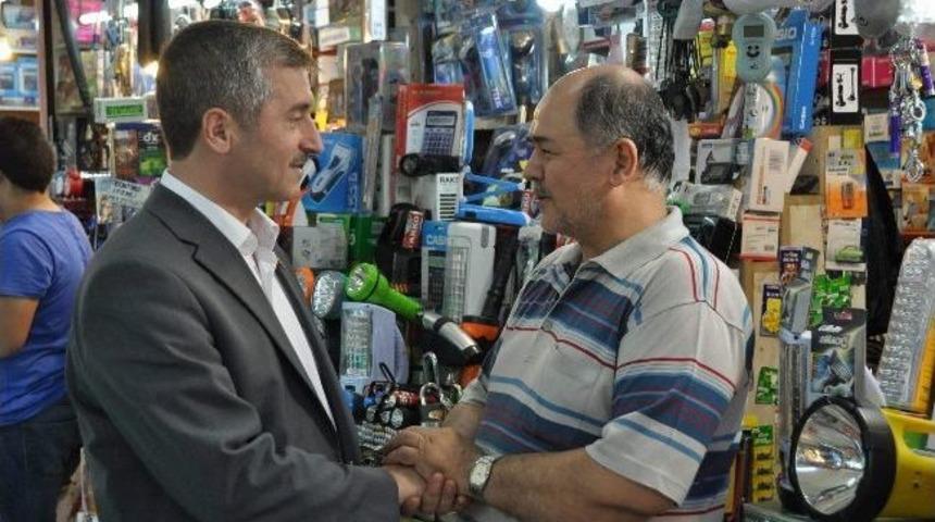 Başkan Tahmazoğlu, Pasaj Esnafını Ziyaret Ederek Sorunlarını Dinledi