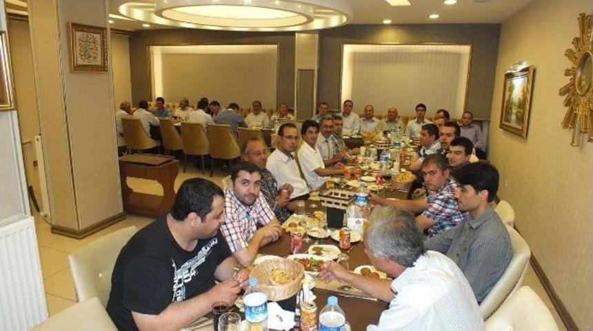 Aksaray'da S&uuml;t &Uuml;reticisine Zam M&uuml;jdesi