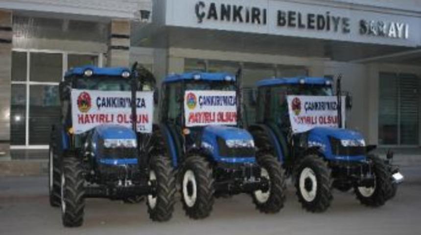 &Ccedil;ankırı Belediyesi 3 Yeni Trakt&ouml;r Aldı
