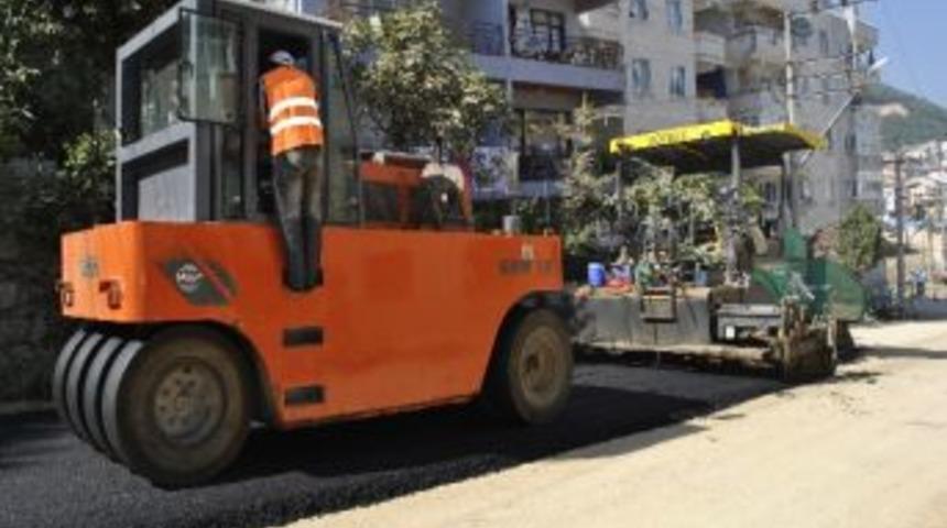 &Ccedil;ınarcık&rsquo;ta Asfalt &Ccedil;alışmaları Başladı