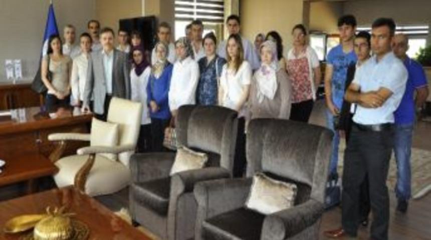 Uşak &Uuml;niversitesi' Nde Yeni Memurlar G&ouml;rev Başı Yaptı