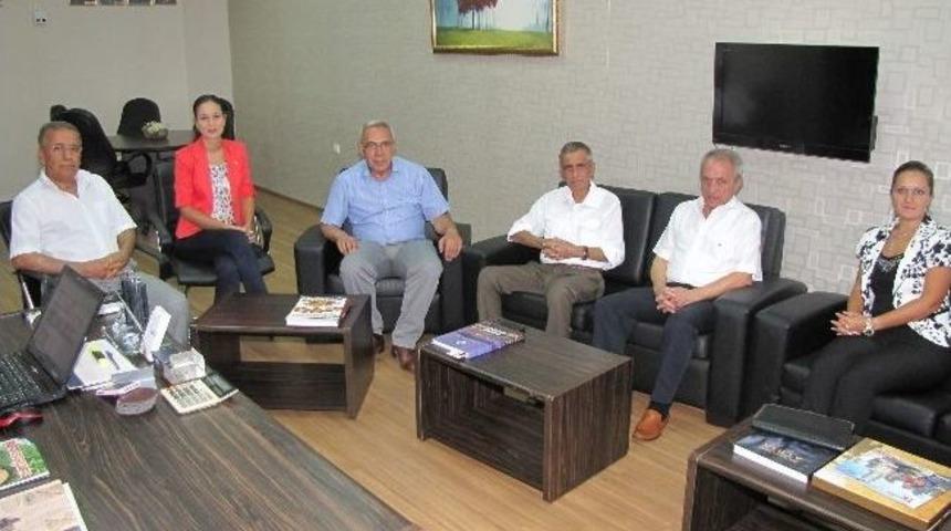 Tobb Başkan Yardımcısı Koşmaz&rsquo;ın Ziyaretleri S&uuml;r&uuml;yor