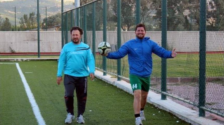 4 Eyl&uuml;l Belediyespor Futbolcusu Ali Aydın Ameliyat Oldu