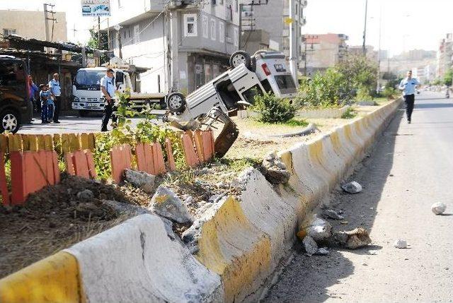 Cizre’de Trafik Kazası: 3 Yaralı