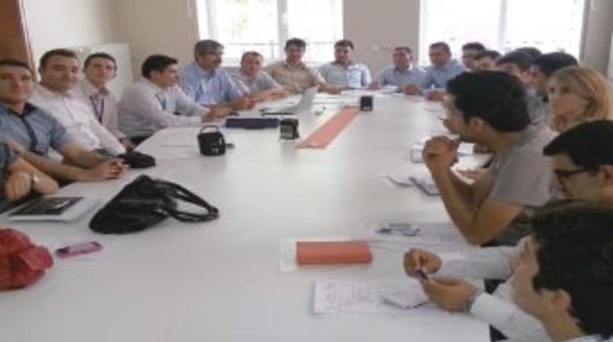 Afyonkarahisar Syd Vakfı Personelleri Eğitimden Ge&ccedil;ti