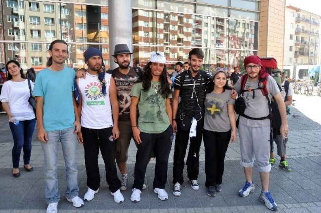 &ldquo;adalet Y&uuml;r&uuml;ş&uuml;y&uuml;&rdquo; Ankara Yolunda