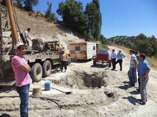 İçme Suyu İçin Sondaj Çalışması Başladı