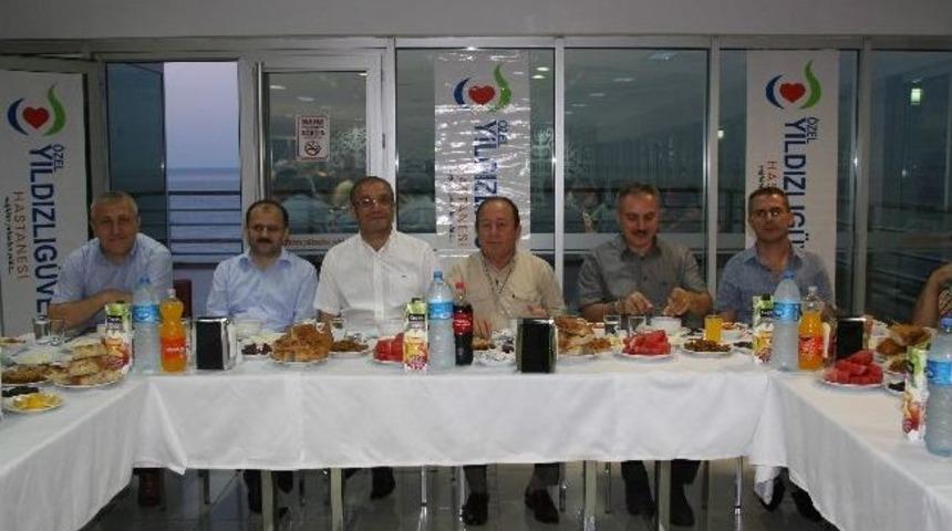 Trabzon Özel Yıldızlıgüven Hastanesi’nde İftar