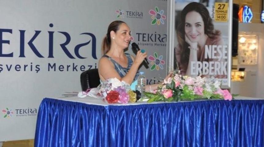 T&uuml;rkiye G&uuml;zeli Neşe Erberk Sevenleriyle Buluştu