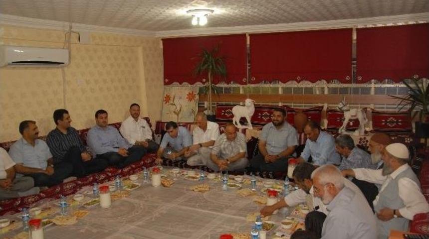 Diyanet-sen İftar Yemeği Verdi