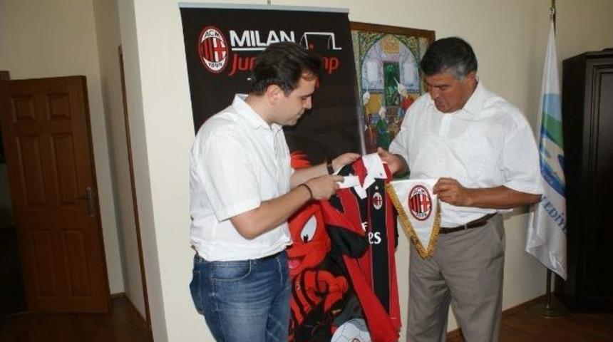 Milan Junıor Camp &Ouml;l&uuml;deniz&rsquo;de Ger&ccedil;ekleştirilecek