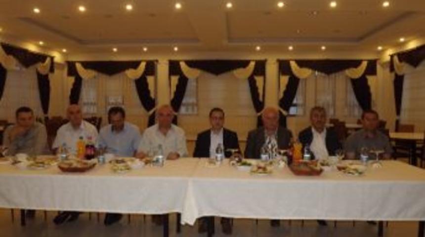 Daday Muhtarlar Derneği İftar Yemeği Verdi