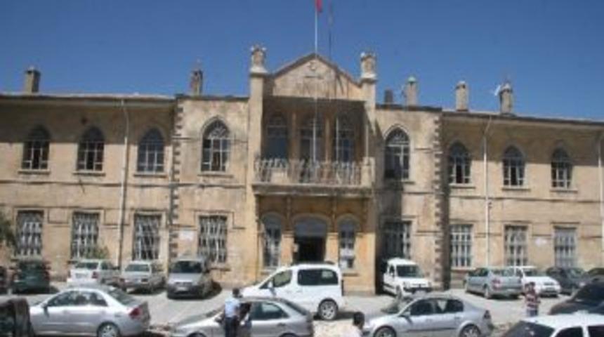Eski Adliye Binası Valilik Oluyor