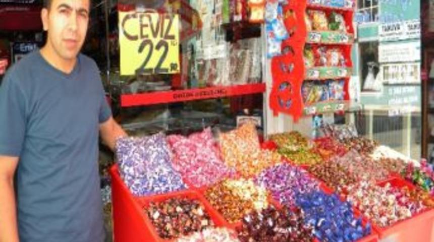 Bayram Şekerleri Tezg&acirc;hlardaki Yerini Aldı