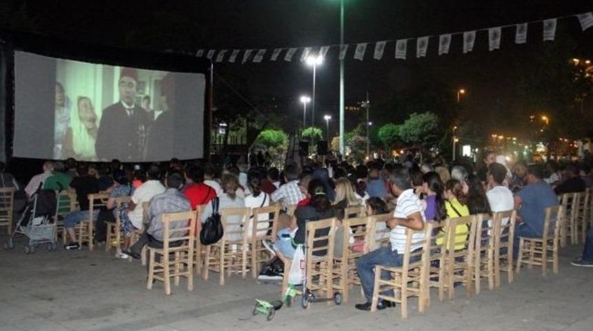 Kartal Belediyesi&rsquo;nden A&ccedil;ık Hava Sineması Nostaljisi