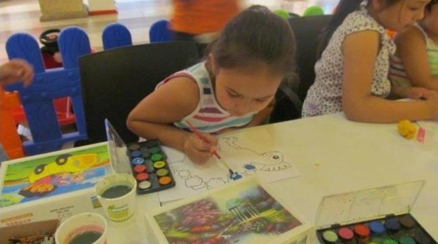 Meysu Outlet&rsquo;te Hayal D&uuml;nyası Standı Kuruldu