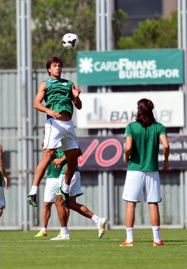 Bursaspor, Vojvodina Hazırlanıyor 2