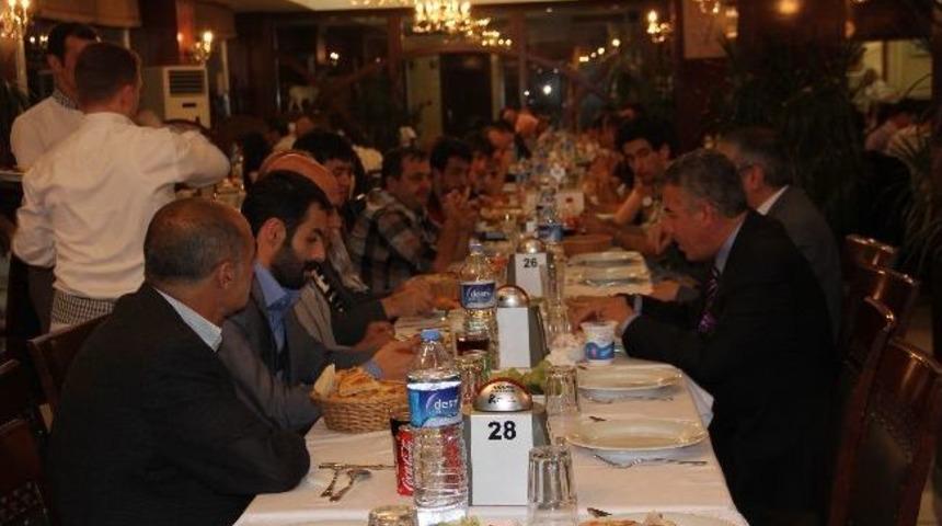 Yakutiye Belediyesinden İftar Yemeği
