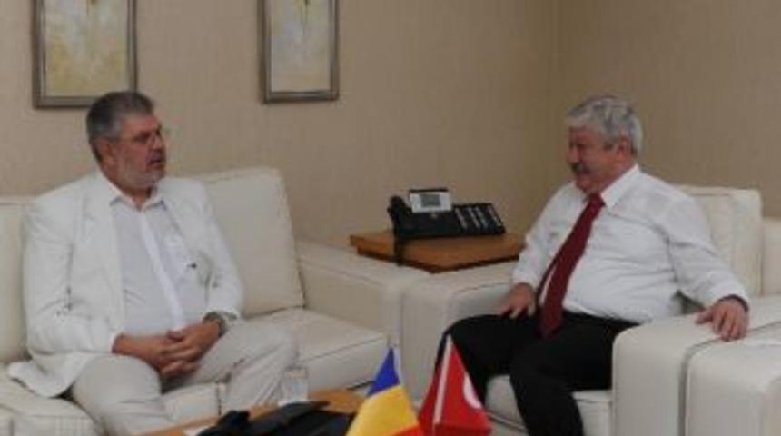 Romanyalı Senat&ouml;rden Akaydın&rsquo;a Ziyaret