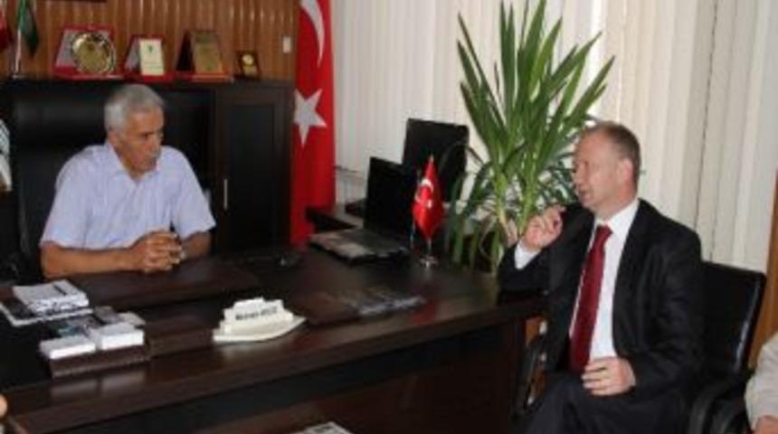 Vali Ceylan&rsquo;dan Ziraat Odası&rsquo;na Ziyaret